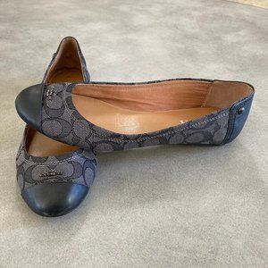 Coach Chelsea Slip-On Flat Size 8 1/2